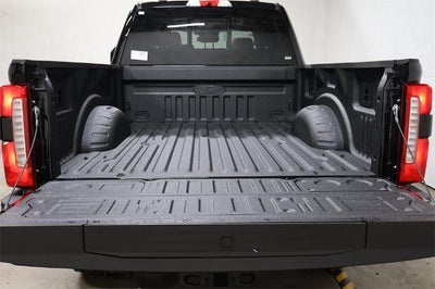 2026 Ford Super Duty F-350 SRW Lariat Tremor