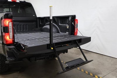 2026 Ford Super Duty F-350 SRW Lariat Tremor