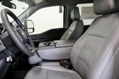 2027 Ford Super Duty F-350 SRW XL