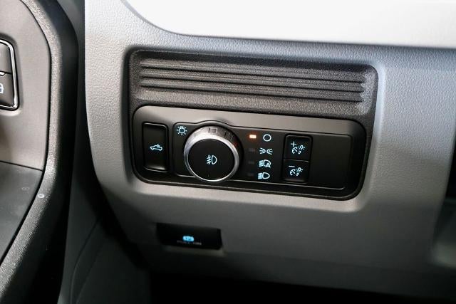 2027 Ford Super Duty F-350 SRW XL