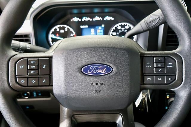 2027 Ford Super Duty F-350 SRW XL