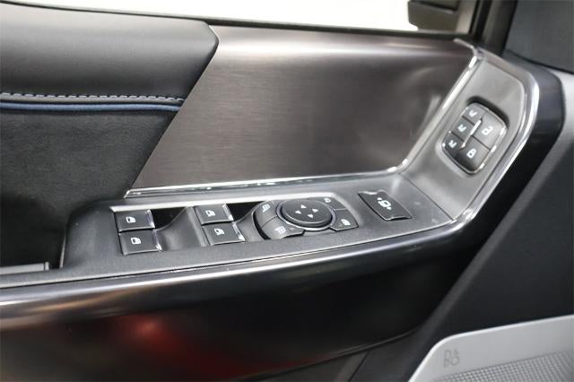 2026 Ford Super Duty F-350 SRW Platinum