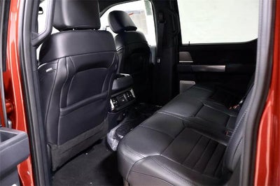 2026 Ford Super Duty F-350 SRW Platinum