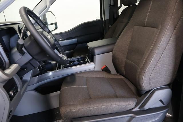 2027 Ford Super Duty F-350 SRW XLT