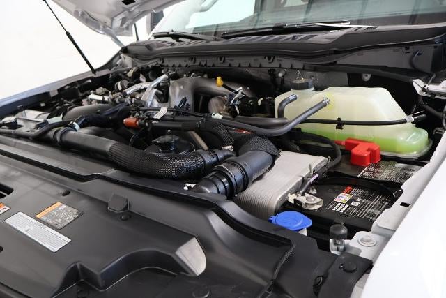 2027 Ford Super Duty F-350 SRW XLT