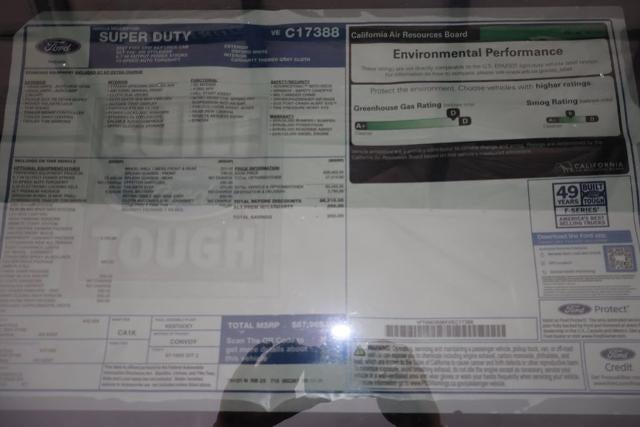 2027 Ford Super Duty F-350 SRW XLT