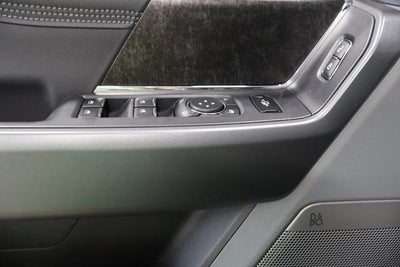 2027 Ford Super Duty F-350 SRW XLT