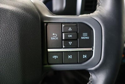 2027 Ford Super Duty F-350 SRW XLT