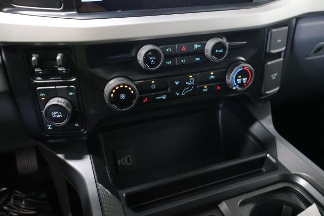 2027 Ford Super Duty F-350 SRW XLT