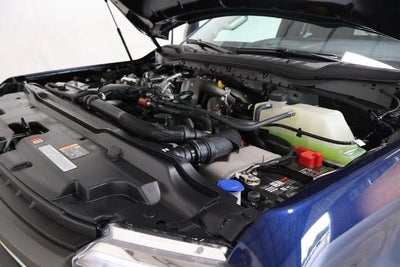 2027 Ford Super Duty F-350 SRW XLT