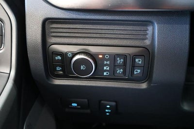 2027 Ford Super Duty F-350 SRW Lariat