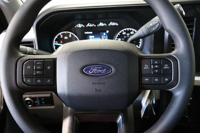 2027 Ford Super Duty F-350 SRW XL