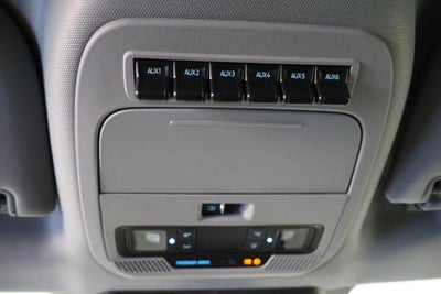 2027 Ford Super Duty F-350 SRW XL