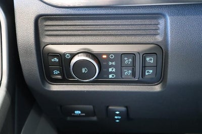 2027 Ford Super Duty F-350 SRW Lariat