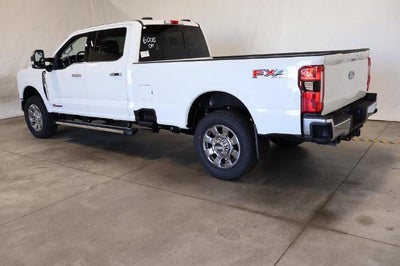 2027 Ford Super Duty F-350 SRW Lariat