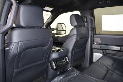 2026 Ford Super Duty F-350 SRW Platinum