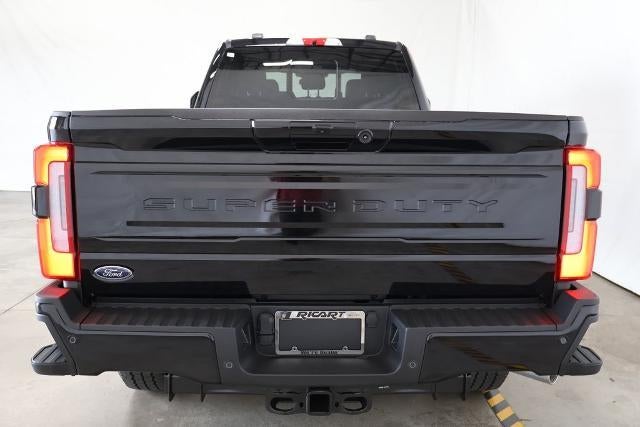 2026 Ford Super Duty F-350 SRW Platinum