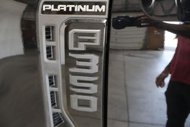 2026 Ford Super Duty F-350 SRW Platinum