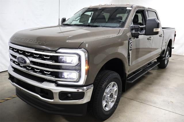 2026 Ford Super Duty F-350 SRW XLT