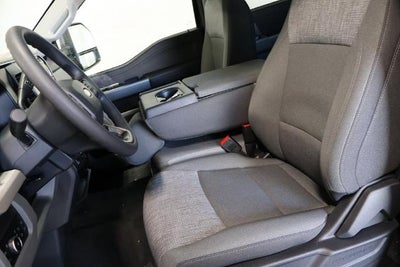 2027 Ford Super Duty F-350 SRW XLT