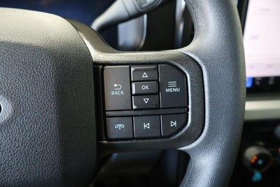 2027 Ford Super Duty F-350 SRW XLT