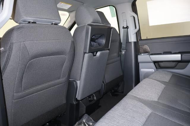 2027 Ford Super Duty F-350 SRW XLT