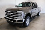 2027 Ford Super Duty F-350 SRW XLT