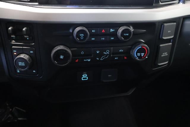 2027 Ford Super Duty F-350 SRW XLT