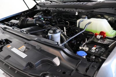 2027 Ford Super Duty F-350 SRW XLT