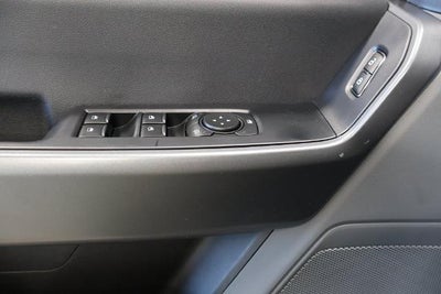 2027 Ford Super Duty F-350 SRW XLT