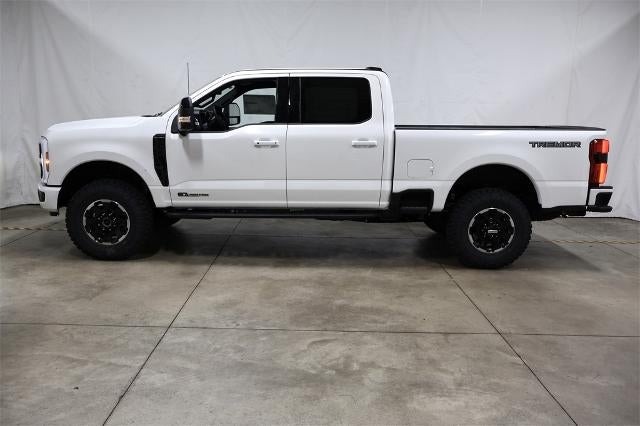 2026 Ford Super Duty F-350 SRW Platinum Tremor