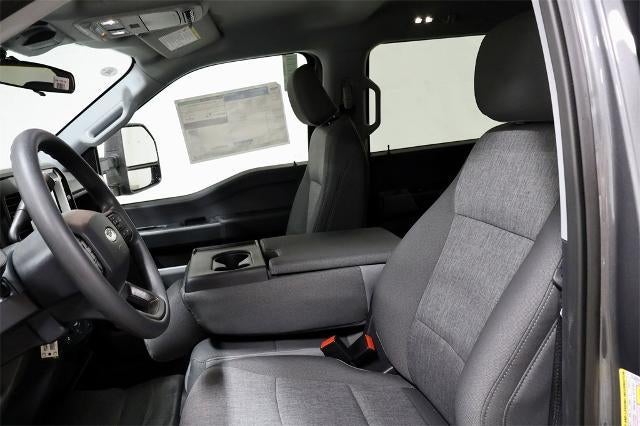 2025 Ford Super Duty F-350 SRW XL