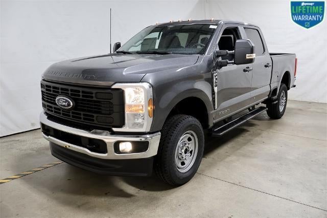 2025 Ford Super Duty F-350 SRW XL