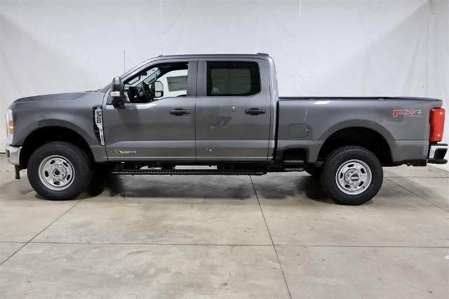 2025 Ford Super Duty F-350 SRW XL