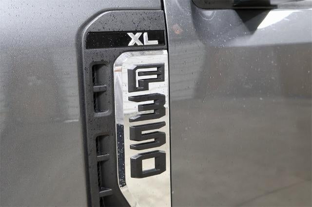 2025 Ford Super Duty F-350 SRW XL