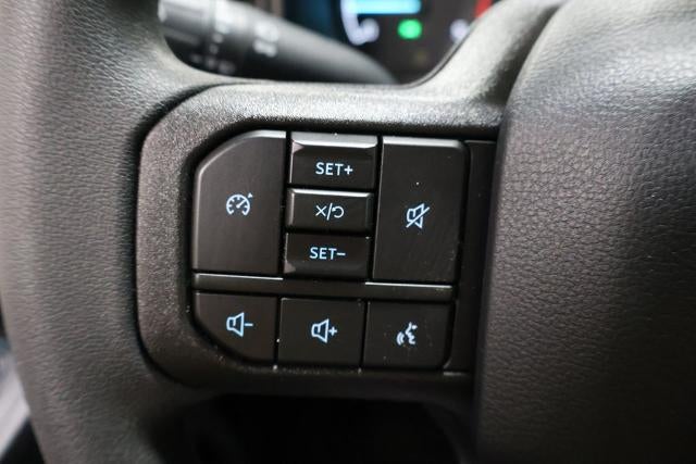 2026 Ford Super Duty F-350 SRW ® XL