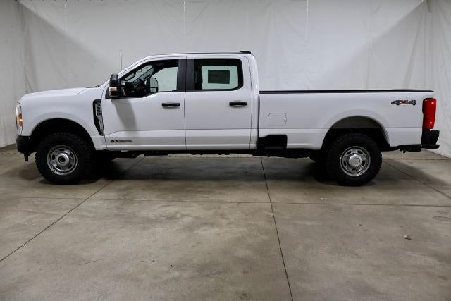 2026 Ford Super Duty F-350 SRW ® XL