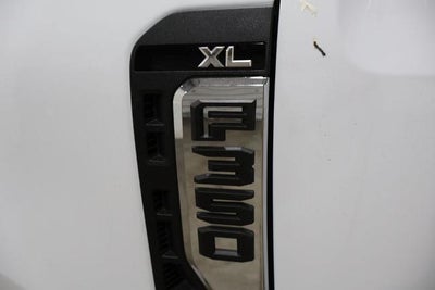 2026 Ford Super Duty F-350 SRW ® XL