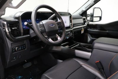 2026 Ford Super Duty F-350 SRW Lariat