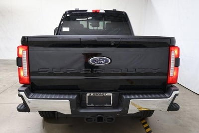 2026 Ford Super Duty F-350 SRW Lariat