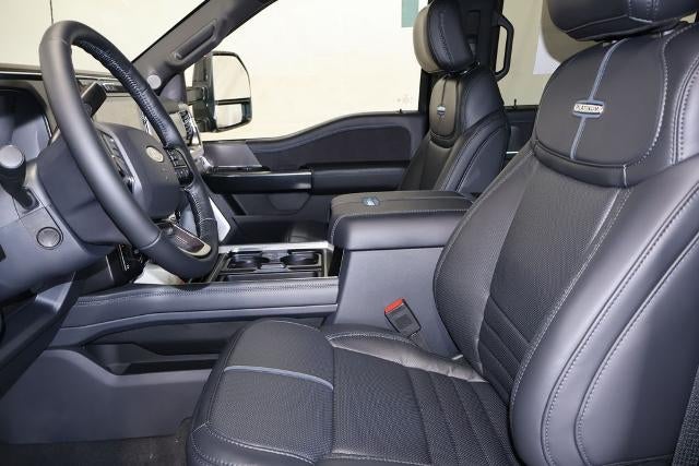 2026 Ford Super Duty F-350 SRW Platinum
