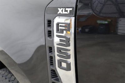 2026 Ford Super Duty F-350 SRW XLT