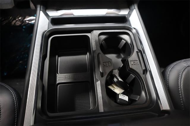 2025 Ford Super Duty F-350 SRW Platinum