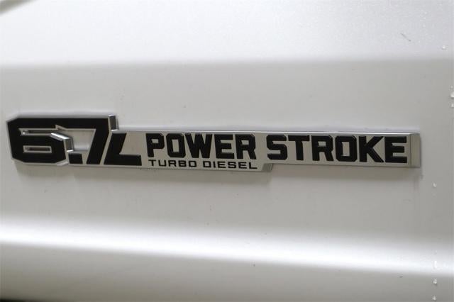 2025 Ford Super Duty F-350 SRW Platinum