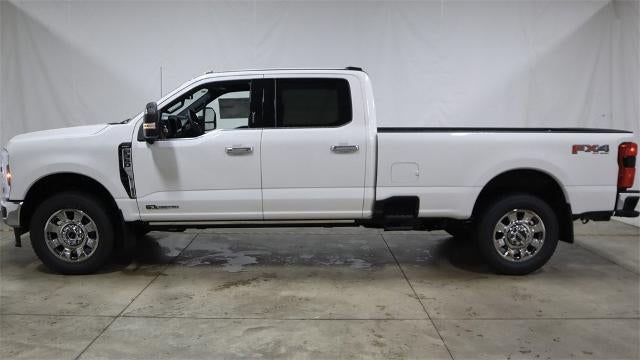 2024 Ford Super Duty F-350 SRW Lariat