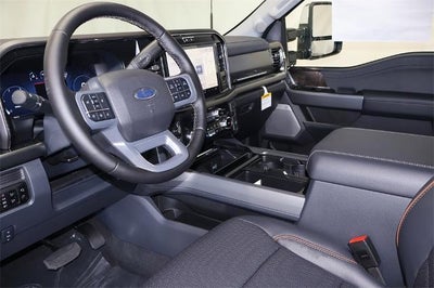 2026 Ford Super Duty F-350 SRW Lariat
