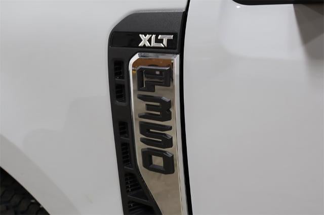 2026 Ford Super Duty F-350 SRW XLT