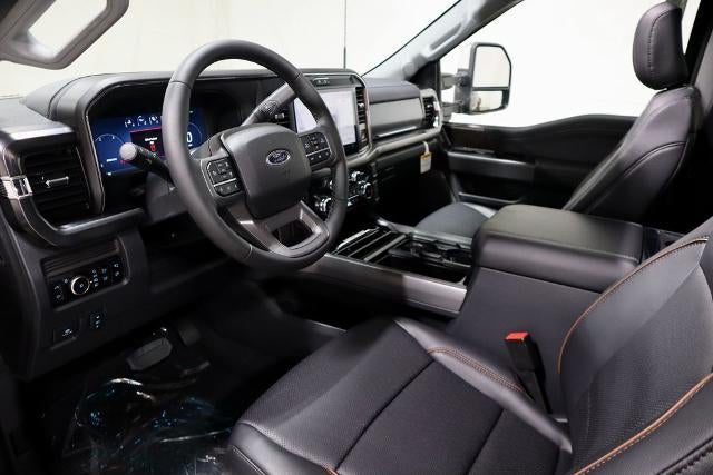 2026 Ford Super Duty F-350 DRW Lariat