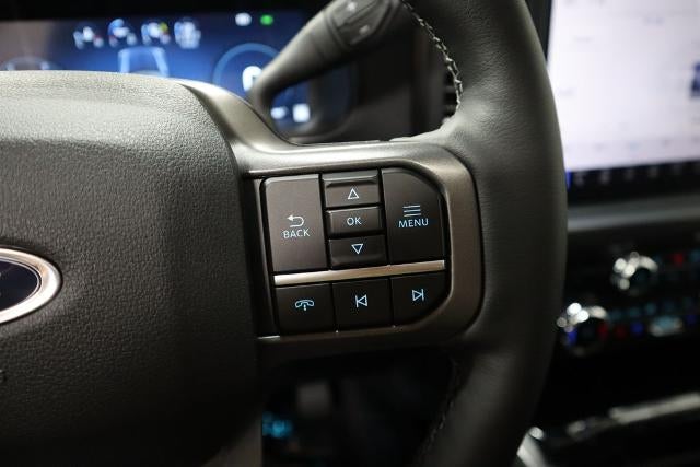 2026 Ford Super Duty F-350 DRW Lariat