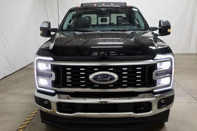 2026 Ford Super Duty F-350 DRW Lariat
